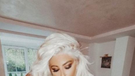 Гаф: Пак спипаха Андреа след флирт с Photoshop-а