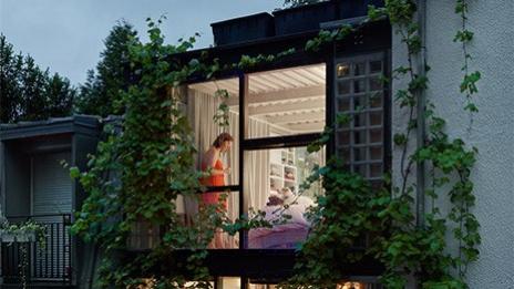 Шпионирането на парижаните