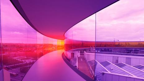 Как градът се превръща в дъга...