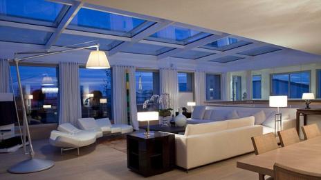 В луксозния апартамент, в който нападнаха Кардашян