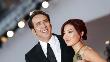 Фенове, които се ожениха за любимата си знаменитост