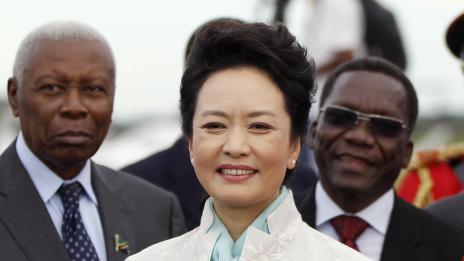 Китайски генерал-майор попада сред най-стилните звездни дами