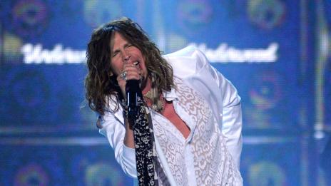 Рокаджията Стивън Тайлър се сдоби с нецензурирана автобиография