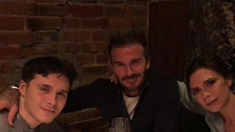 Семейство Бекъм с драма, отпадни води заляха имението им