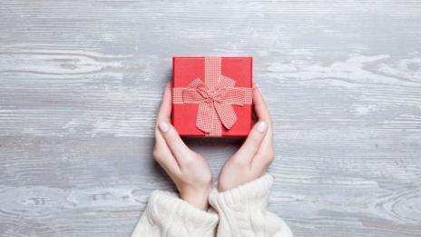 Най-добрите козметични продукти за подарък