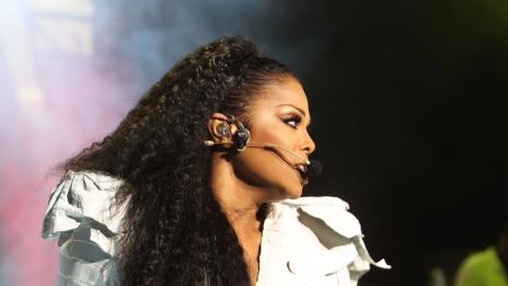 Джанет Джексън ще обяви годежа си официално