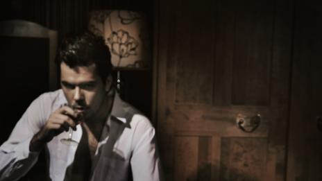 Изкушете я чрез интериора на дома си