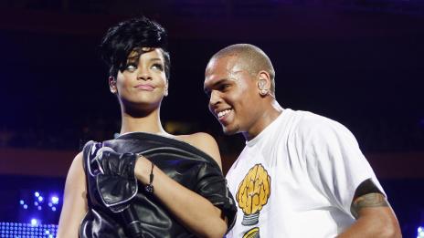 Риана се умори от слуховете за Крис и Каруче