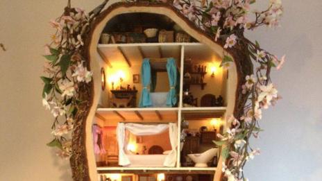 Миниатюрна къща в дънера