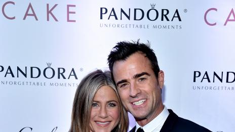 Теру за сватбата си с Анистън: Върху нас има голям натиск