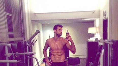 Гришо сервира в леглото на Никол Шерцингер?