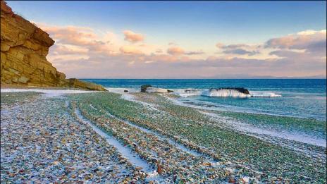 Стъкленият плаж в близост до Владивосток