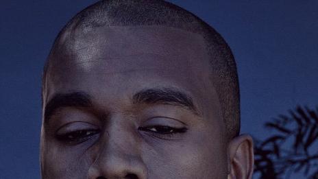 Кание Уест с дарение за семейството на убит охранител