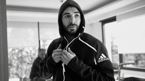 Adidas Athletics представя най-новия суитшърт Adidas Z.N.E.