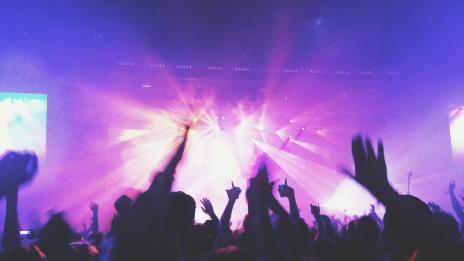 Коачела и Гластънбъри: Битката между двата най-големи фестивала в света