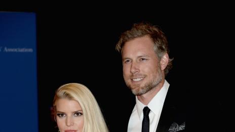 Джесика Симпсън вярва, че ще остарее с мъжа си