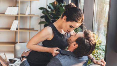 6 зодиакални знака, които поставят секса пред любовта