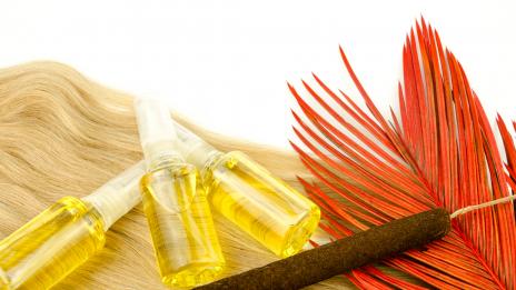 Грижа за косата: Как да изберете най-доброто олио?