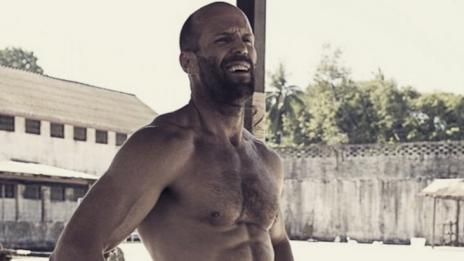 Джейсън Стейтъм – говорещият с кучета