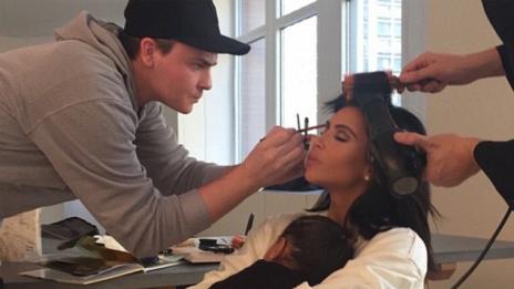 Ким Кардашян изкопира Жизел Бюндхен