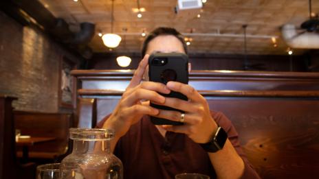 Какво показва езикът на тялото по време на среща?