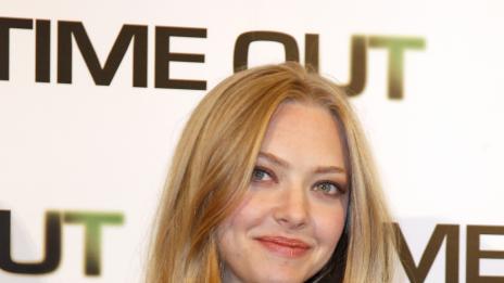 Аманда Сейфрид излиза с Джош Хартнет