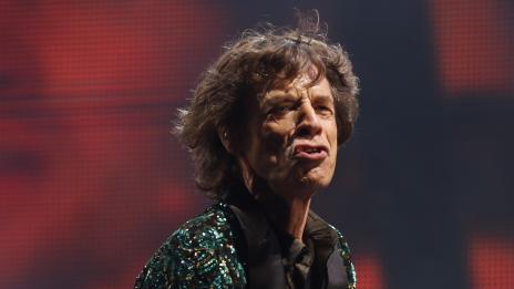Къдрица на Мик Джагър се продаде за 4000 британски лири