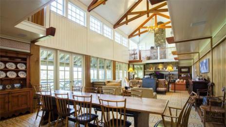 Провинциалното имение на актьора Майкъл Джей Фокс