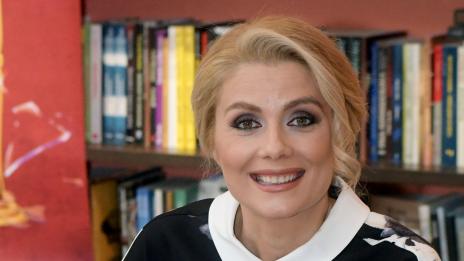 Юксел Кадриев осъди Венета Райкова, тв водещата остава без дом?