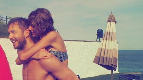 Калвин подари златно сърце на Тейлър Суифт