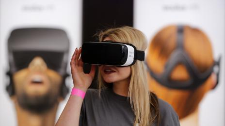 Този свят се срива заради моите и вашите лъжи