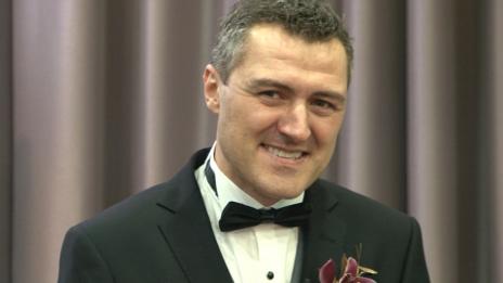 Смелите мъже, които се ожениха от „пръв поглед“