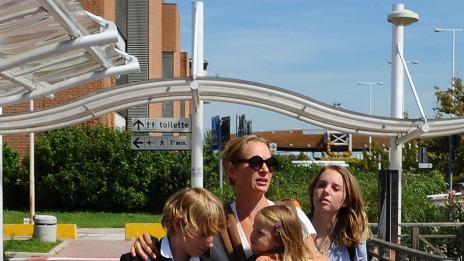 Ума Търман ще се бори за попечителството над дъщеря си