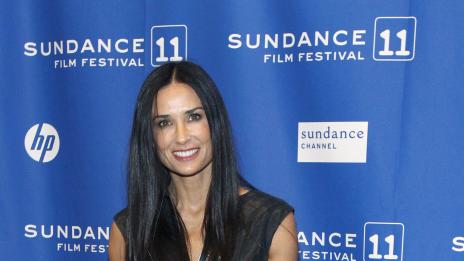 Деми вече си хвана нов мъж