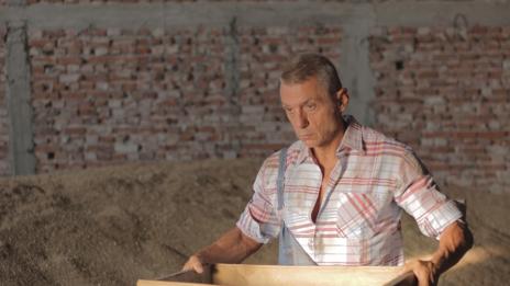 Крум Савов влиза във “Фермата”