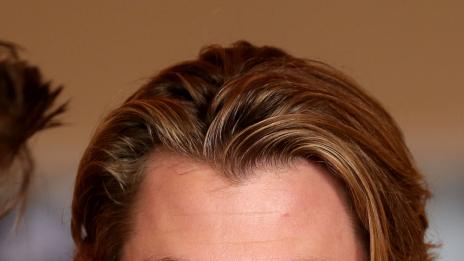 Крис Хемсуърт взе титлата „Най-секси мъж на годината“