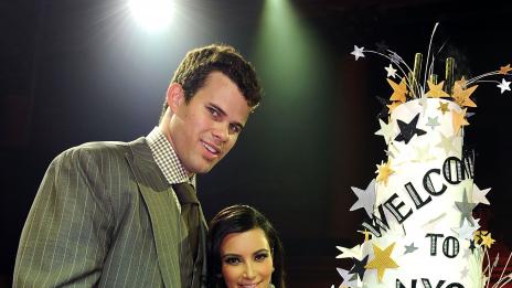 Как в Холивуд се трупа слава от връзките