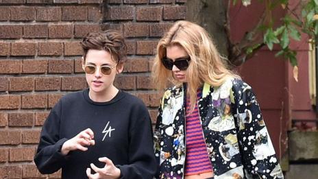 Кристен Стюарт отново влюбена в жена