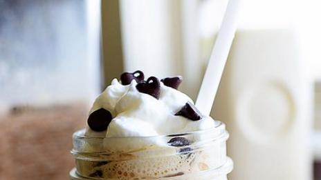 Как да си направим домашно фрапучино?