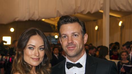 Джейсън Съдейкис отслабнал от секса с Оливия Уайлд