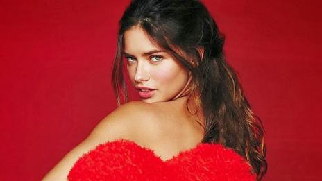 Най-добрият подарък за „Свети Валентин“ е сексапилна фотосесия