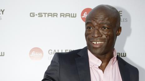 Сийл отрича да се е събрал с Хайди Клум