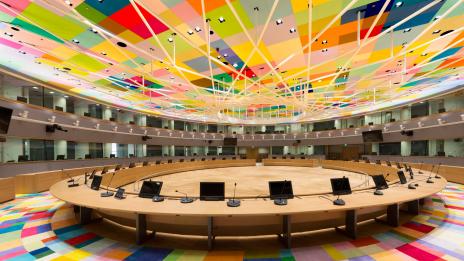 Цирк или институция е новата сграда на ЕС в Брюксел?