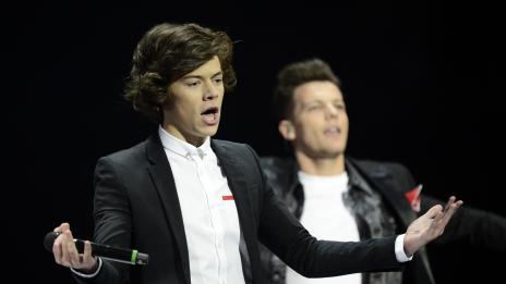 Хари Стайлс повърна по време на свой концерт