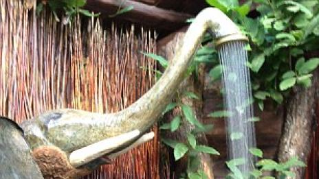 Хотел като тибетски храм, но в Южна Франция