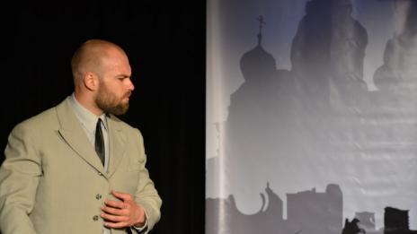 Димо от „София – ден и нощ“ вече е дипломиран актьор