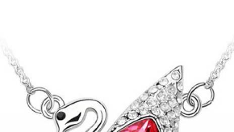 Играй и спечели колие Грация с кристали Swarovski