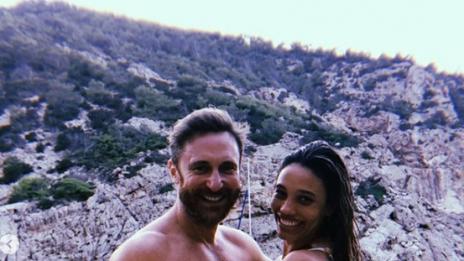 С младо гадже: Дейвид Гета откри нова любов