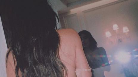 Чар или бедствие: Норт снима гърдите на мама Ким!