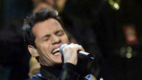 И Марк Антъни забърса по-младо гадже